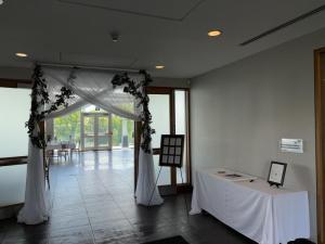 2024-Kelly-Wedding-at-Fort-Henry-Great-Hall-d