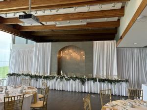 2024-Wight-Wedding-at-Fort-Henry-Great-Hall-b